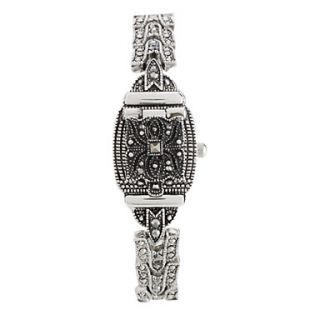 USD $ 11.99   Womens Retro Alloy Analog Quartz Bracelet Watch A140