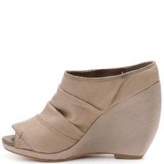 Finley Wedge   Taupe Leather, Joes Jeans, $139.99