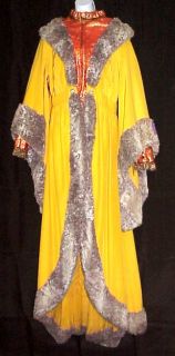 medieval renaissance period robe richard iii king henry elizabethan