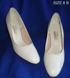 Classic Naturalizer White Heel Pumps Shoes Size 8 B Made in USA