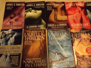 Laurell K Hamilton Anita Blake Set of 18 Books