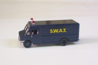 SWAT Team Van Truck Blue Johnny Lightning Le 1 64 Truck Police Leo