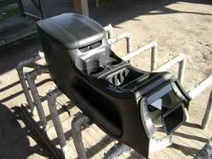 02 Lincoln Blackwood Center Console Front LKQ