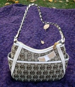 Michael Kors Handbag Whipped Hobo Monogram Vanilla Top Zip Medium $248