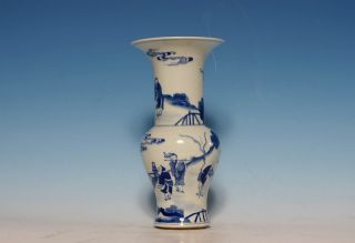 Chinese Antique 18th C Blue and White Porcelain Vase Marks Kangxi C168