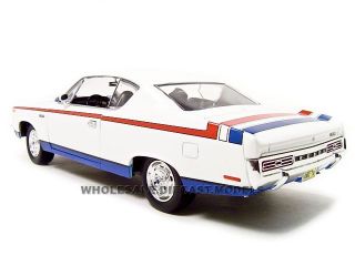 1970 AMC Rebel White 1 18 Diecast Model