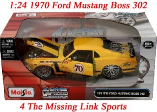 24 Diecast Maisto 1970 Ford Mustang Boss 306 Custom Shop Openning
