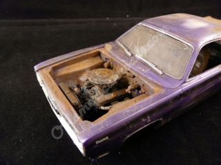 Built 1971 Plymouth Duster 340 1 25 Junk Yard Junker Diorama Weathered