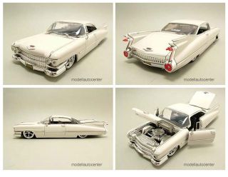 Cadillac Coupe De Ville 1959 weiß, Modellauto 124 / Jada Toys
