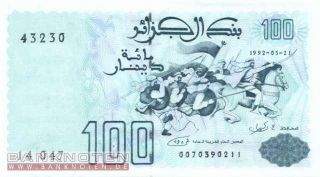 Algerien / Algeria   100 Dinars 1992   P.137 UNC