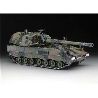 Revell Modellbausatz 03121   Panzerhaubitze 2000 im Maßstab 172