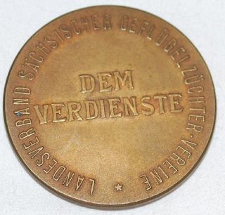 D198/ Verdienst Medaille Plakette sächsischer Geflügelzüchter um