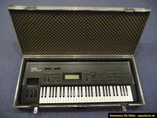Yamaha SY 77 / SY77 / Keyboard / FM Synthesizer