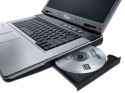 Fujitsu Amilo A1650G 39,1 cm (15,4 Zoll) WXGA Notebook (AMD Sempron