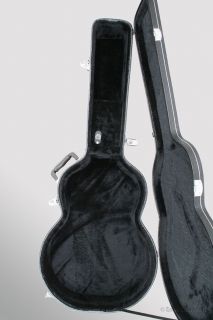 JC 500MA, Robuster PVC Schichtholzkern Formkoffer für Jumbogitarre