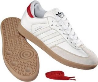Adidas Samba ST Originals Modell Die Skatevariante. Farbe Runwht