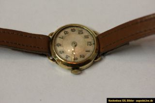 Wunderschöne Luxus Gold Uhr mit Lederarmband 585 14 Karat Damen Gold
