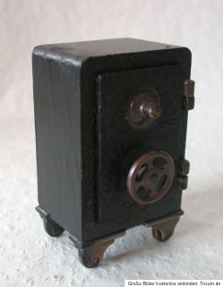 Schöner nostalgischer Miniatur TRESOR / Safe f. Puppenstube od