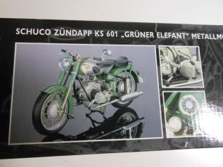 SCHUCO   ZÜNDAPP KS 601  GRÜNER ELEFANT    METALLMODELL   110