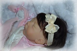 süßes Baby Mädchen Haarband Stirnband Schleife CREME NEU 88