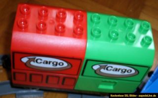 Lego Duplo*E Lok*Eisenbahn elektr.*mit zwei Anhänger*Hänger*Waggon