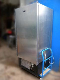 EISVOIGT Tiefkühlschrank / Gefrierschrank für 8 x 60/40 cm Bleche