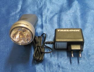 TRELOCK LS 670 Frontlicht SET Power LED 70% Länger Licht (Frontlampe