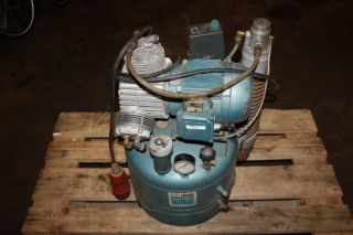 Dürr Dental Kompressor 712 Luftkompressor 380V 28 Liter