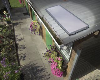 Mobiles Solarpanel 12V/ 12Wp inkl. für Campingfahrzeuge, Jagdhütten