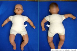 Puppe LB Lissi Bätz Babypuppe 52 cm in Babykleidung, Spielpuppe