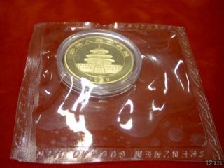 Sie erhalten 1/2 oz 50 Yuan Gold China Panda 1999 in Folie .
