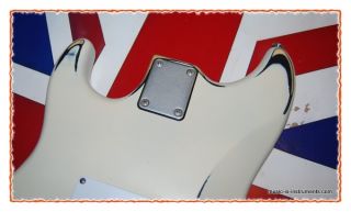 Gitarren Korpus / Body stratocaster creme distressed
