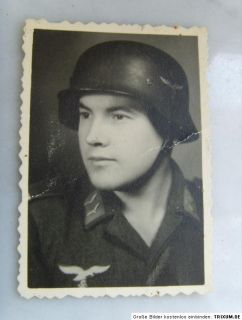 Sehr seltenes original Foto, 2. WK LW Deutscher Soldat mit Stahlhelm