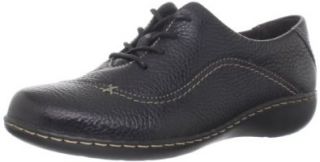 Clarks Womens Ashland Brook Oxford Shoes