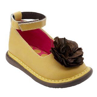 Squeak Toddler Girls Tan Anklestrap Peony Shoes 9 Wee Squeak Shoes