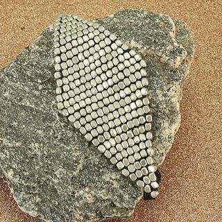 Handcrafted Wide Diamond Shape Silvertone Metal Beads Bracelet (India