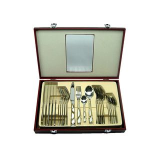 Fabulous Threestar Amelia 24 piece Flatware Set