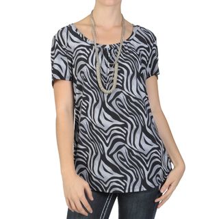 Journee Collection Womens Contemporary Plus Short sleeve Print Shirt