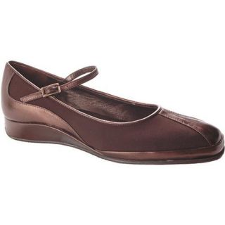 Womens Amalfi by Rangoni Ede Tmoro Peach Fabric Today $81.95