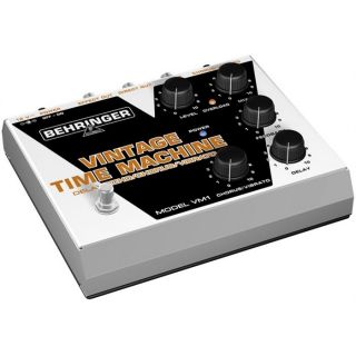 Time Machine   VériTable delay analogique produisant jusqu’à  550