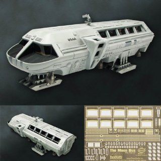 1/55 Scale The Moon Bus & Detail Up Etching Parts Set